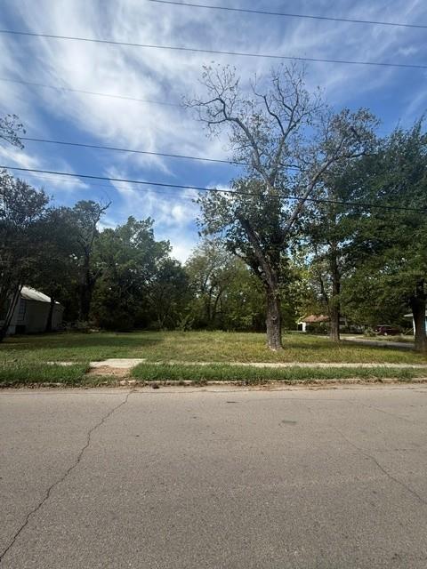 708 6th Street Property Photo 3