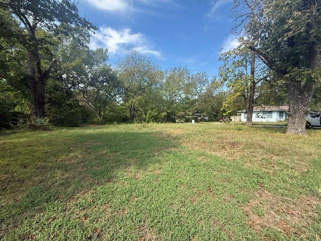 708 6th Street Property Photo 5