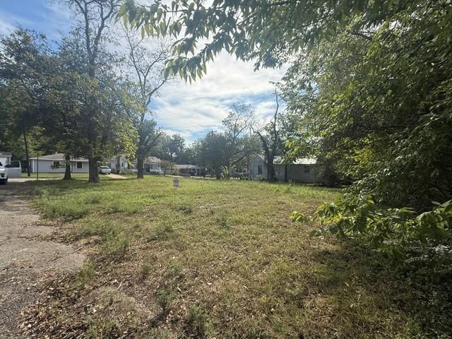 708 6th Street Property Photo 10