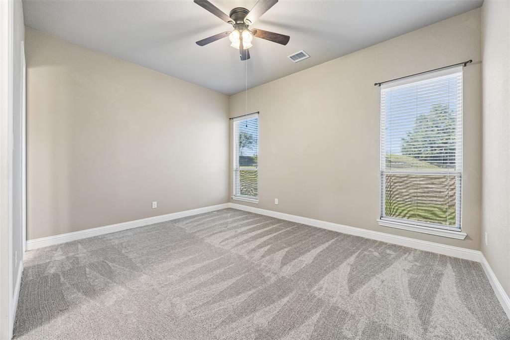 605 Calm Crest Drive Property Photo 31