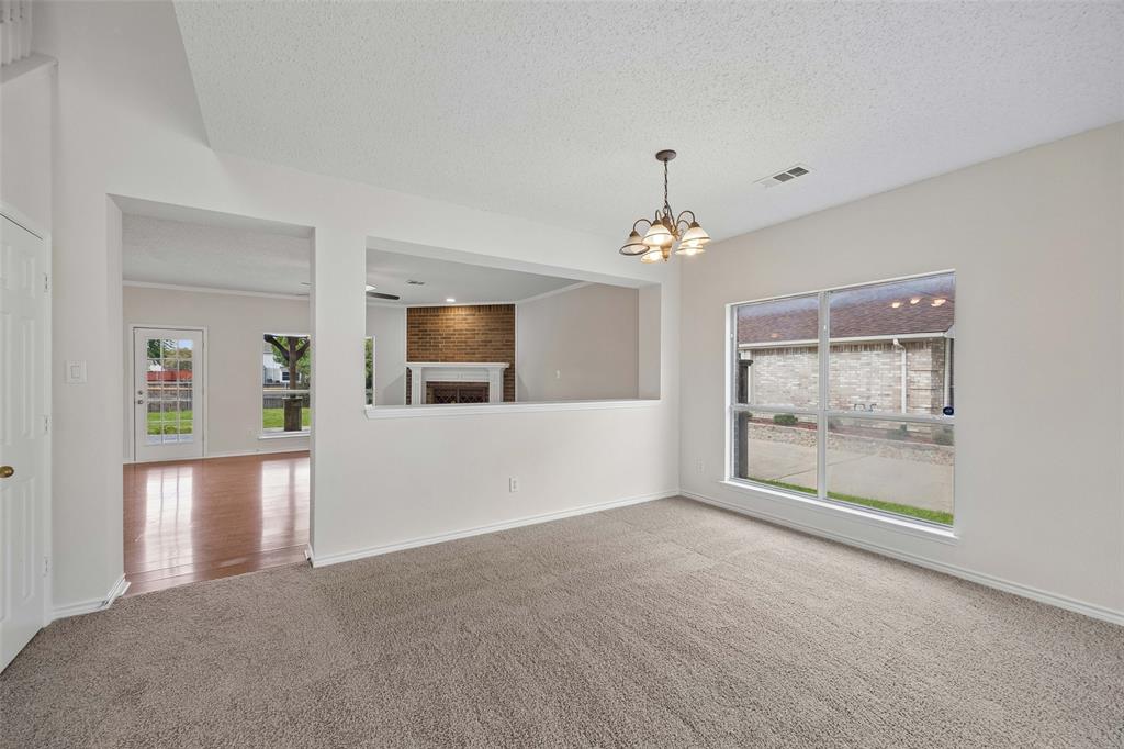 304 Holly Court Property Photo 8