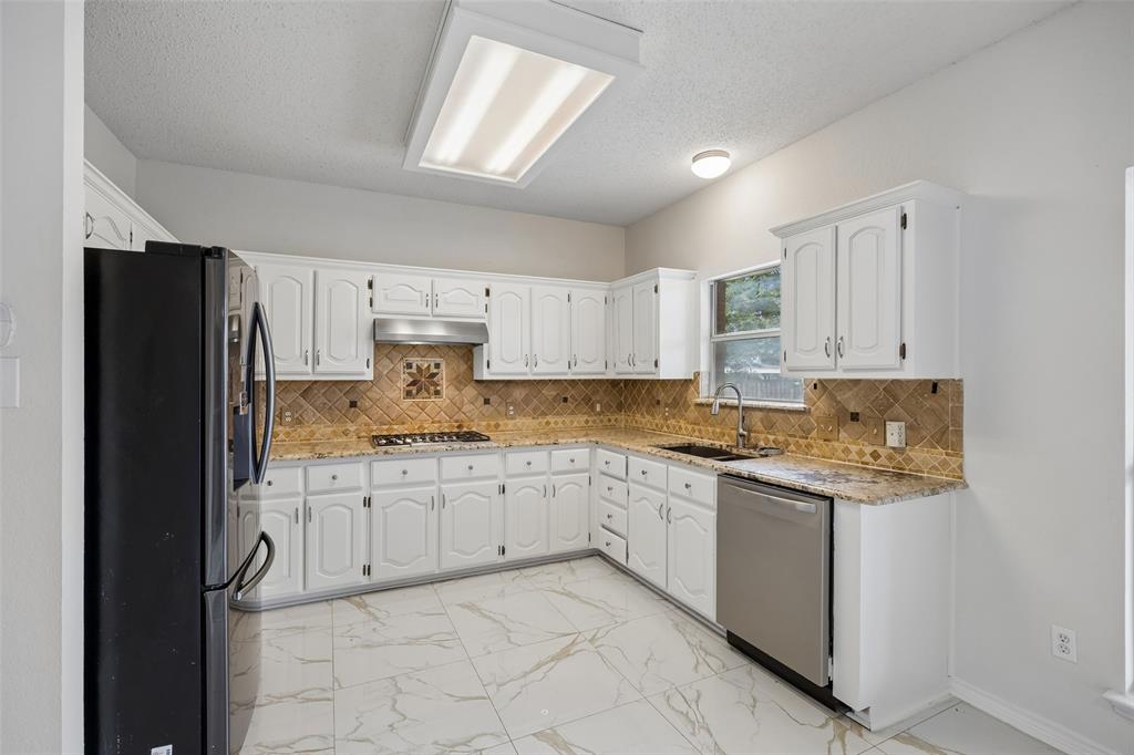 304 Holly Court Property Photo 14