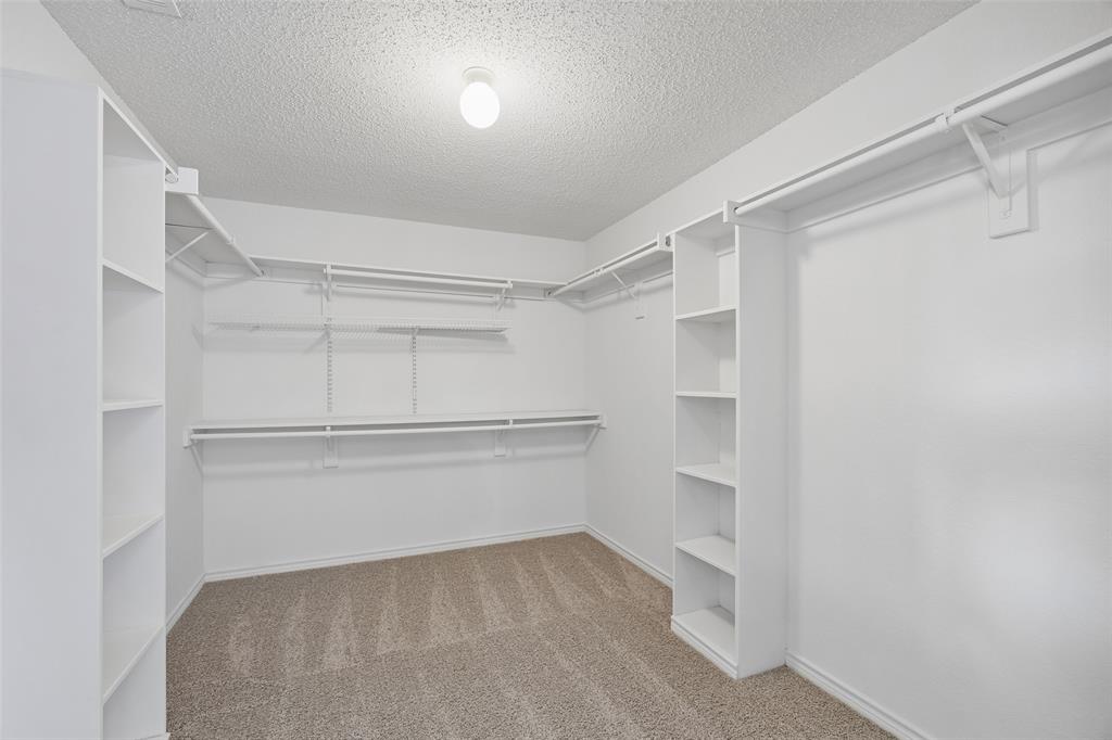 304 Holly Court Property Photo 24