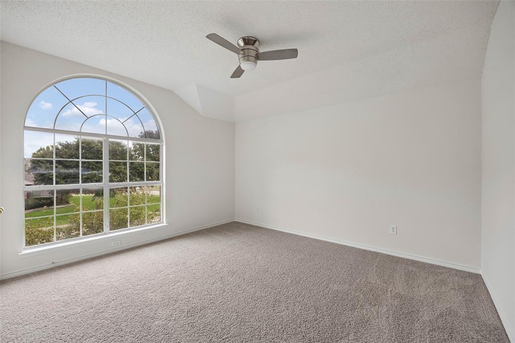 304 Holly Court Property Photo 25