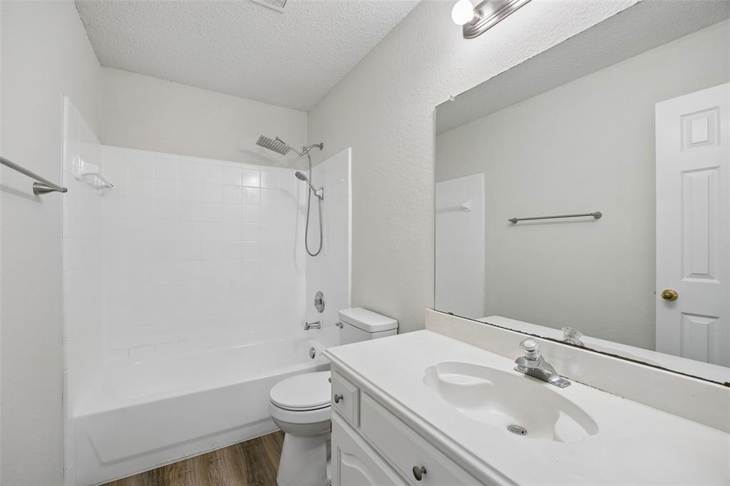 304 Holly Court Property Photo 26