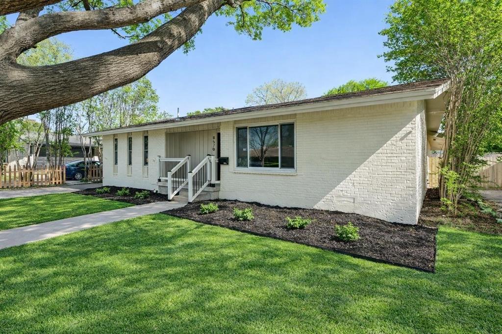 8570 Sweetwood Drive Property Photo 1