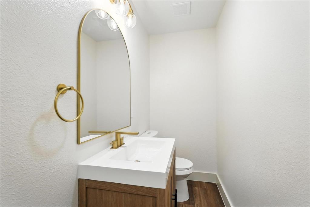 8570 Sweetwood Drive Property Photo 14