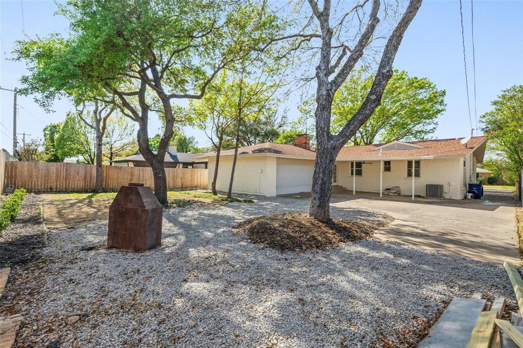 8570 Sweetwood Drive Property Photo 27