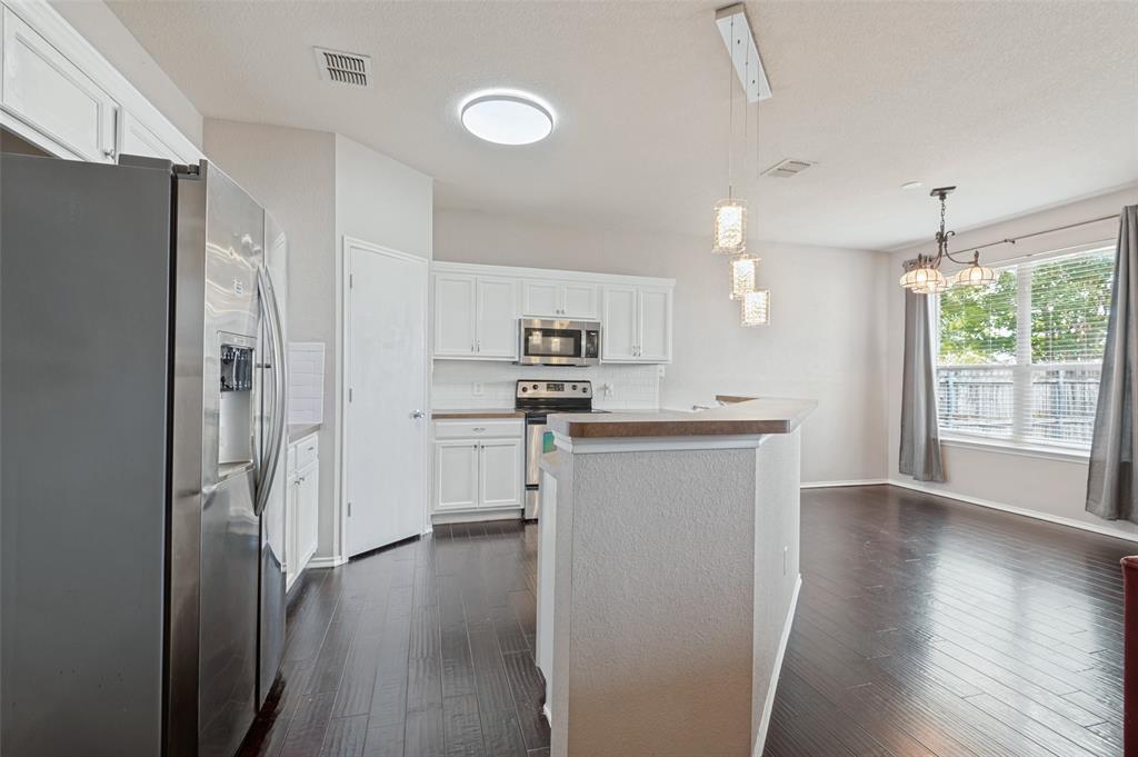 6441 Waterhill Lane Property Photo 1