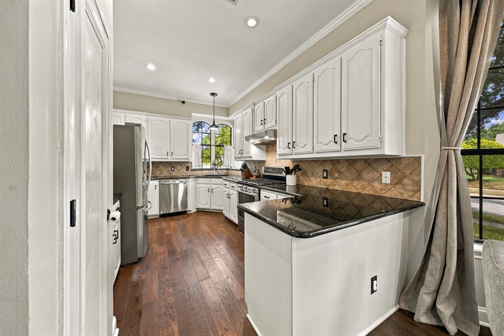 3512 Wilshire Drive Property Photo 13