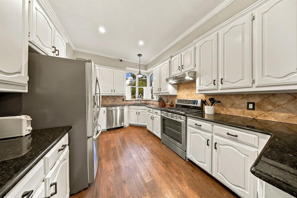 3512 Wilshire Drive Property Photo 14