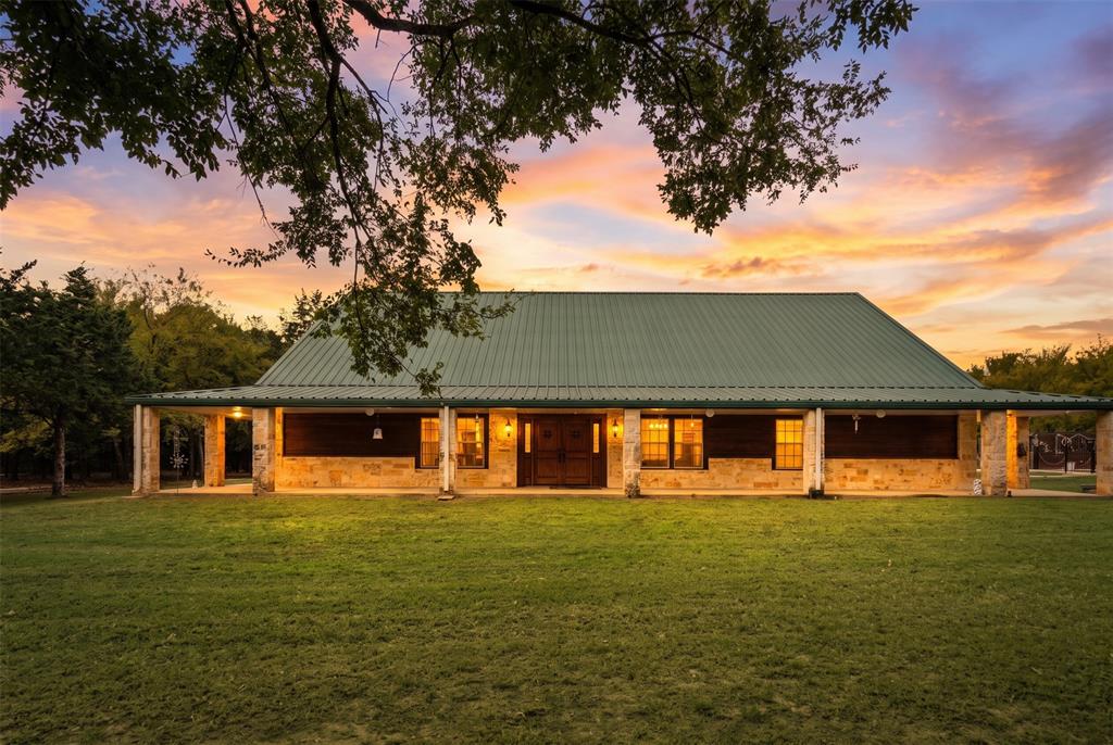 464 Oak Hill Road Property Photo 1