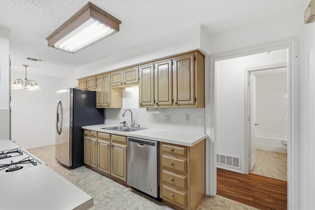 1815 Wisteria Street Property Photo 15