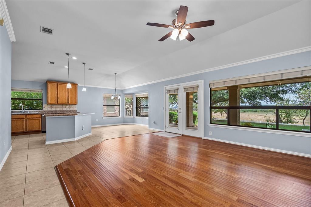 9409 Perimeter Street Property Photo 6