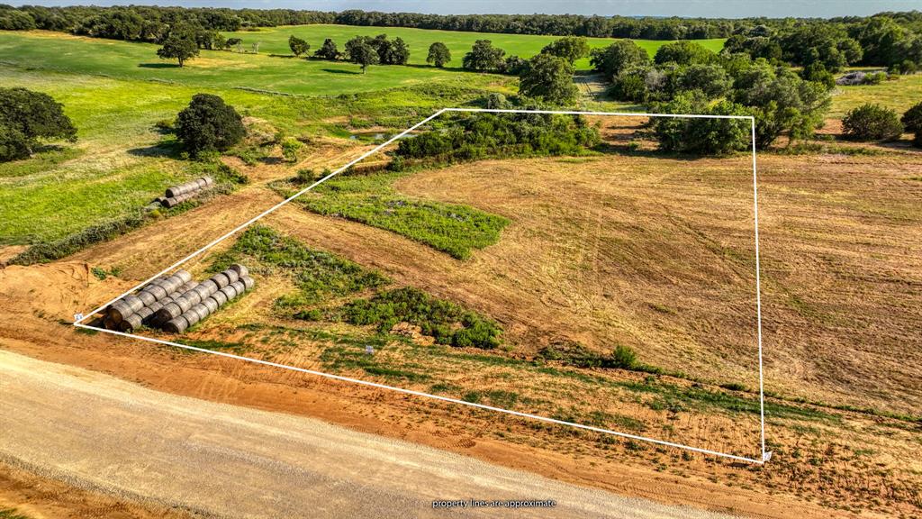 Lot 13 Three Quarter Loop Property Photo 1