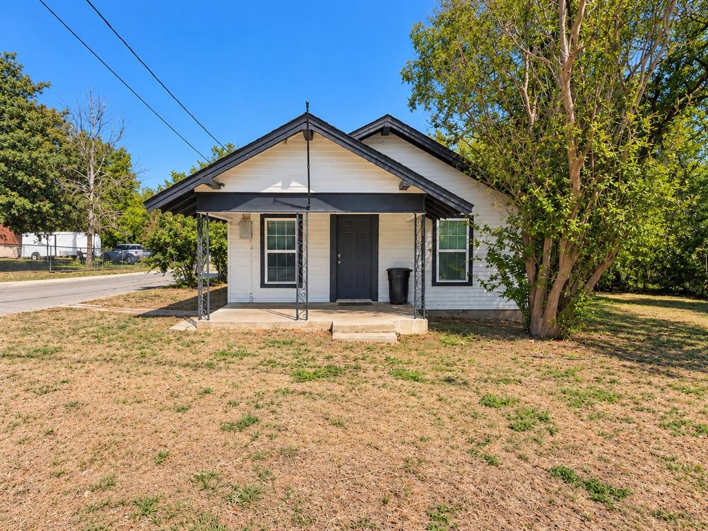 501 Eureka Street Property Photo 1
