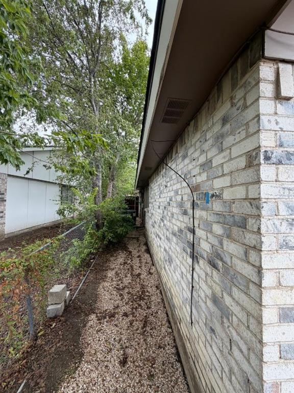 2915 Rayswood Drive Property Photo 20