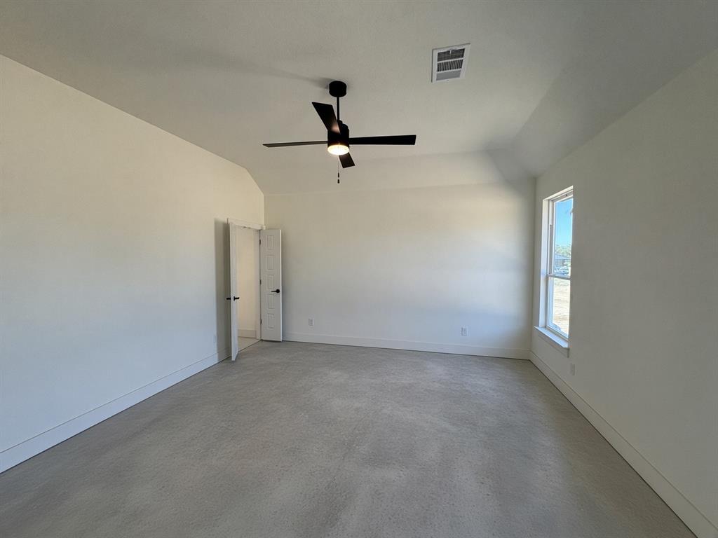 1098 Colt Road Property Photo 7