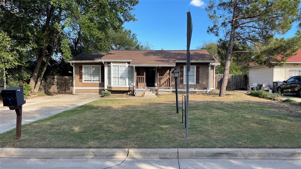 722 Circle Drive Property Photo 1
