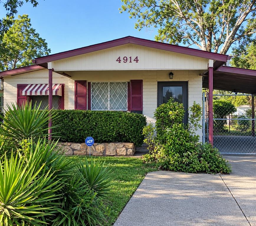 4914 Hollywood Property Photo 1