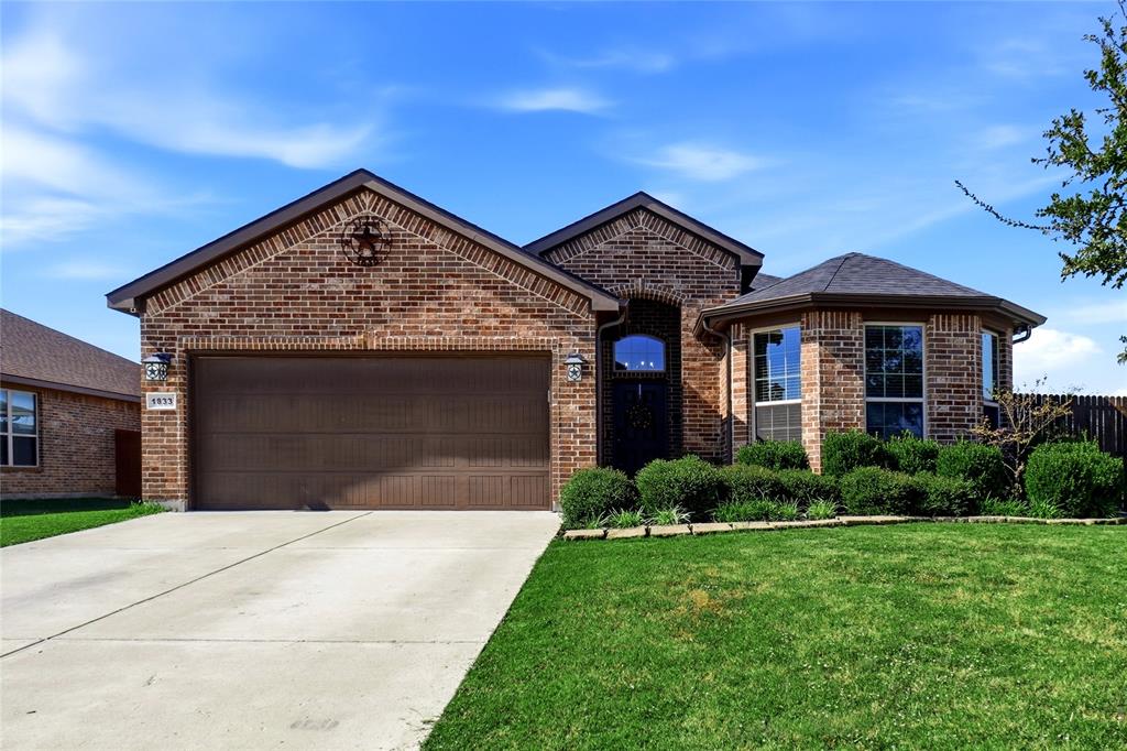 1833 Creekwood Drive Property Photo 1