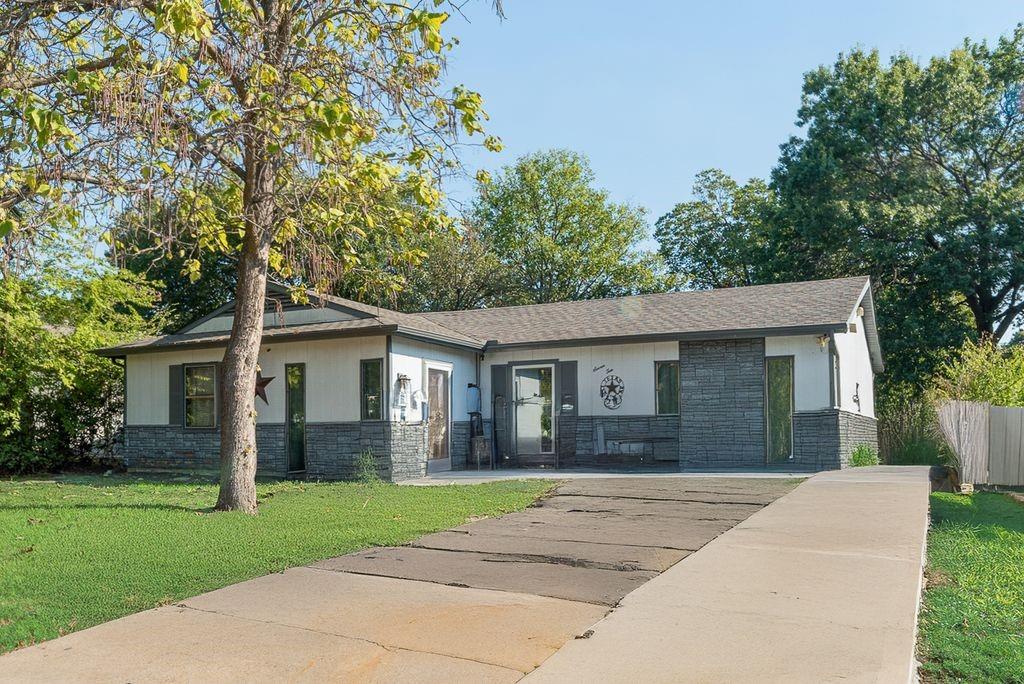 710 Emberwood Drive Property Photo 1