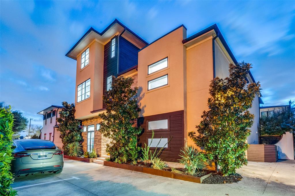 7265 Inwood Road Property Photo 1