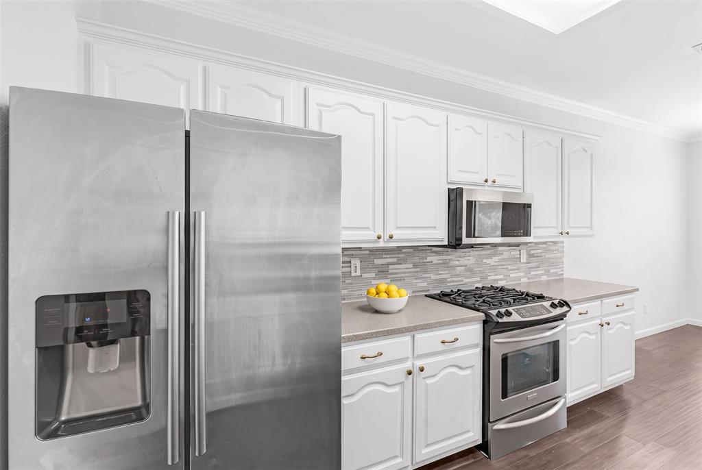 3744 Rodale Way Property Photo 10