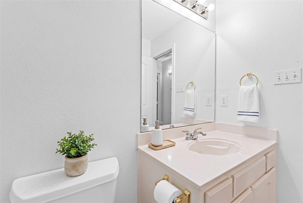 3744 Rodale Way Property Photo 25
