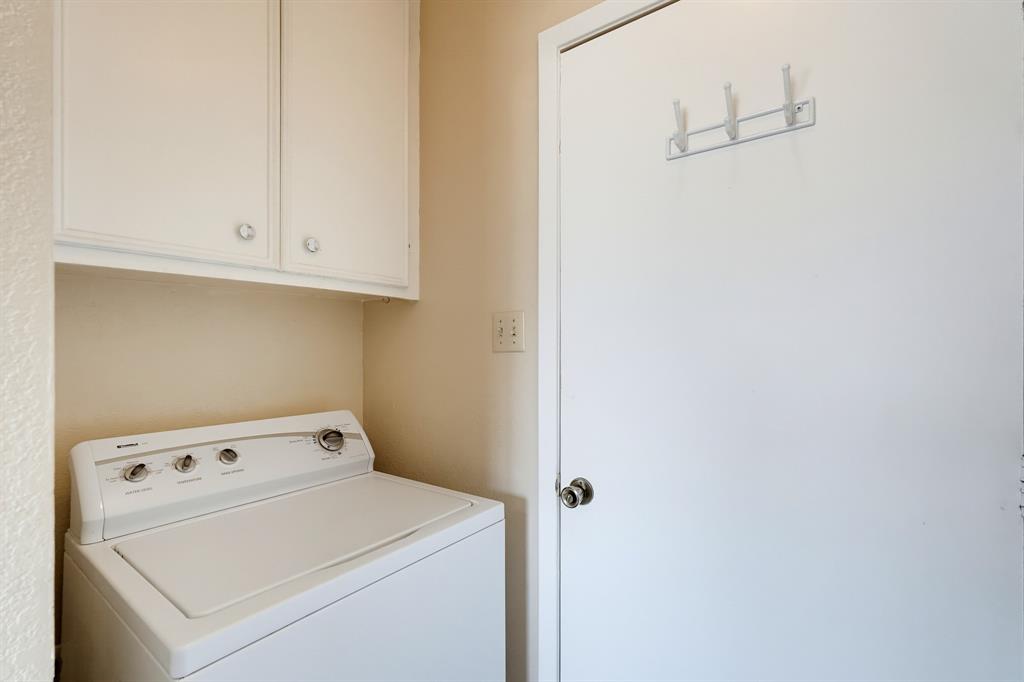 2341 Brenda Lane Property Photo 19