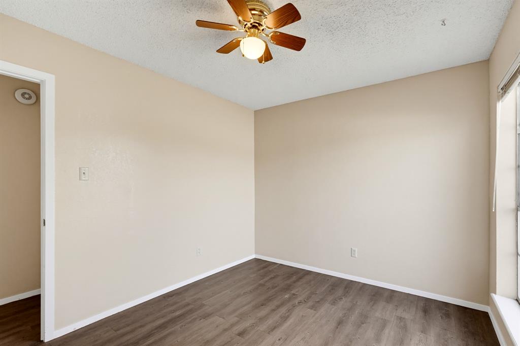 2341 Brenda Lane Property Photo 27