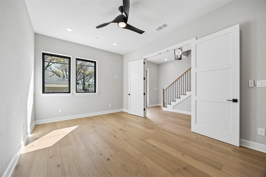 118 S Church Street Property Photo 6