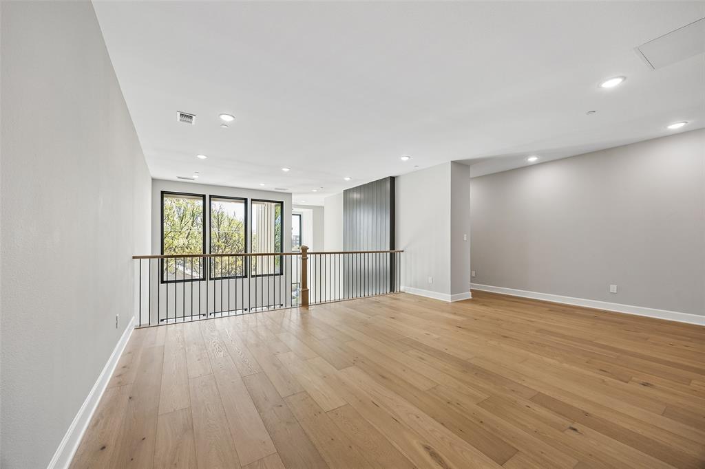 118 S Church Street Property Photo 32