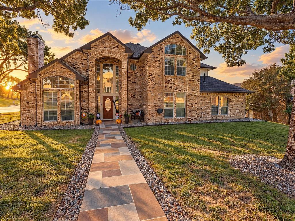1601 N Hills Drive Property Photo 1