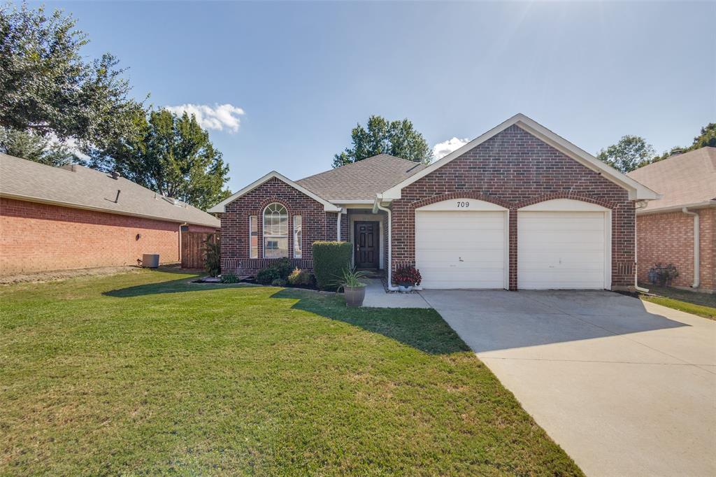 709 Paisley Drive Property Photo 1