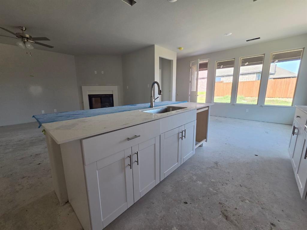 808 Silverleaf Drive Property Photo 7