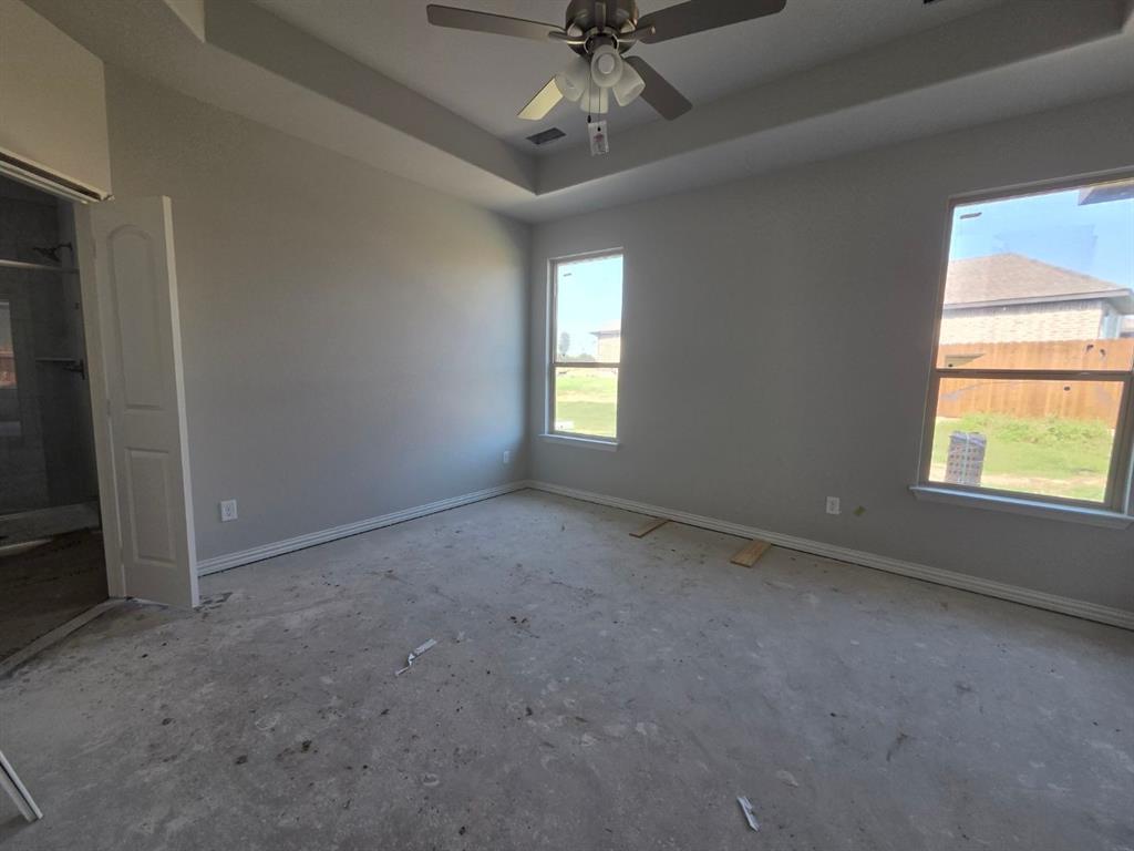808 Silverleaf Drive Property Photo 8