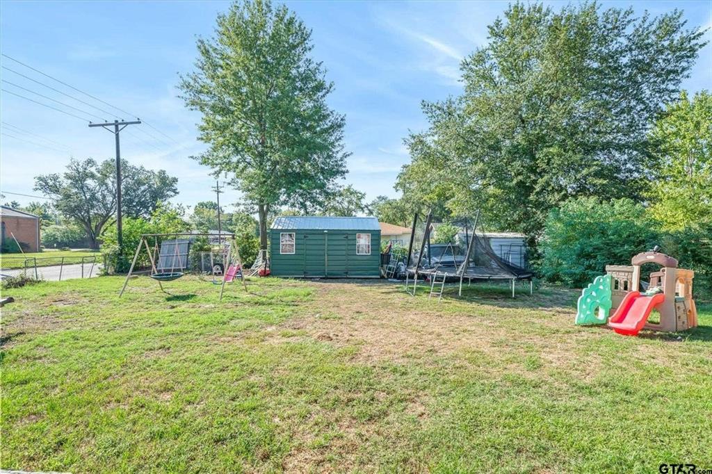 134 Laura Street Property Photo 19