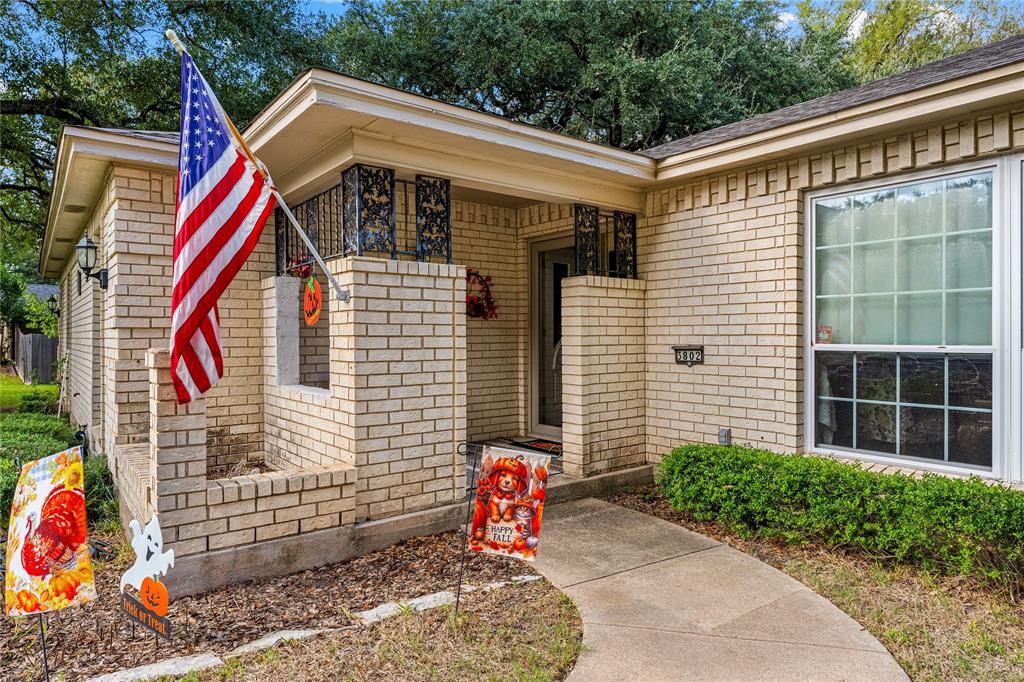 3802 Wendy Oaks Drive Property Photo 4