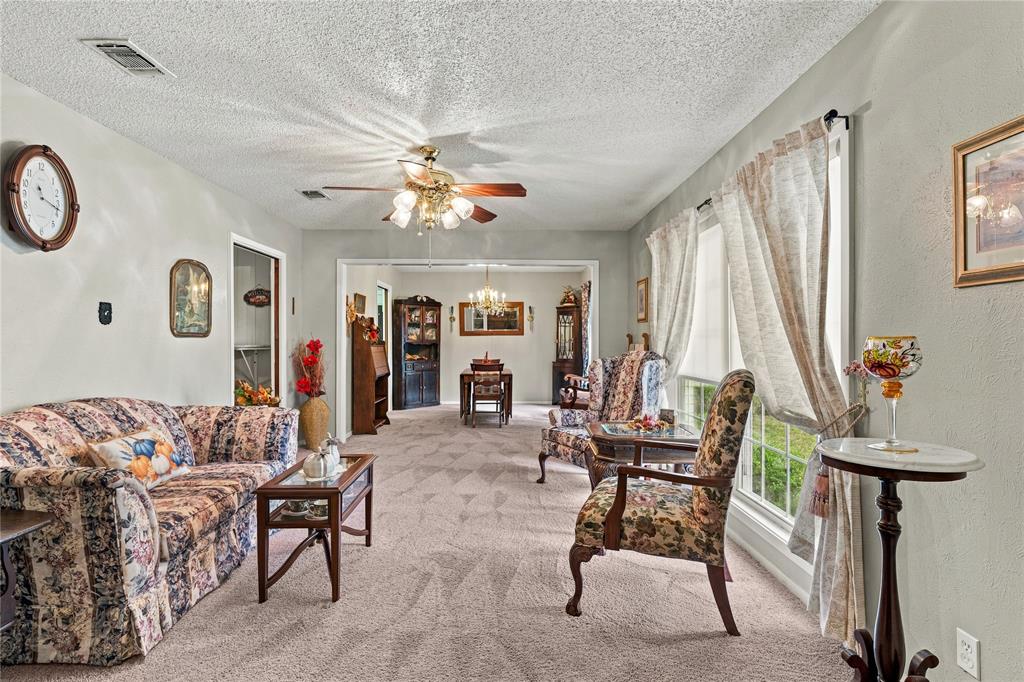 3802 Wendy Oaks Drive Property Photo 6