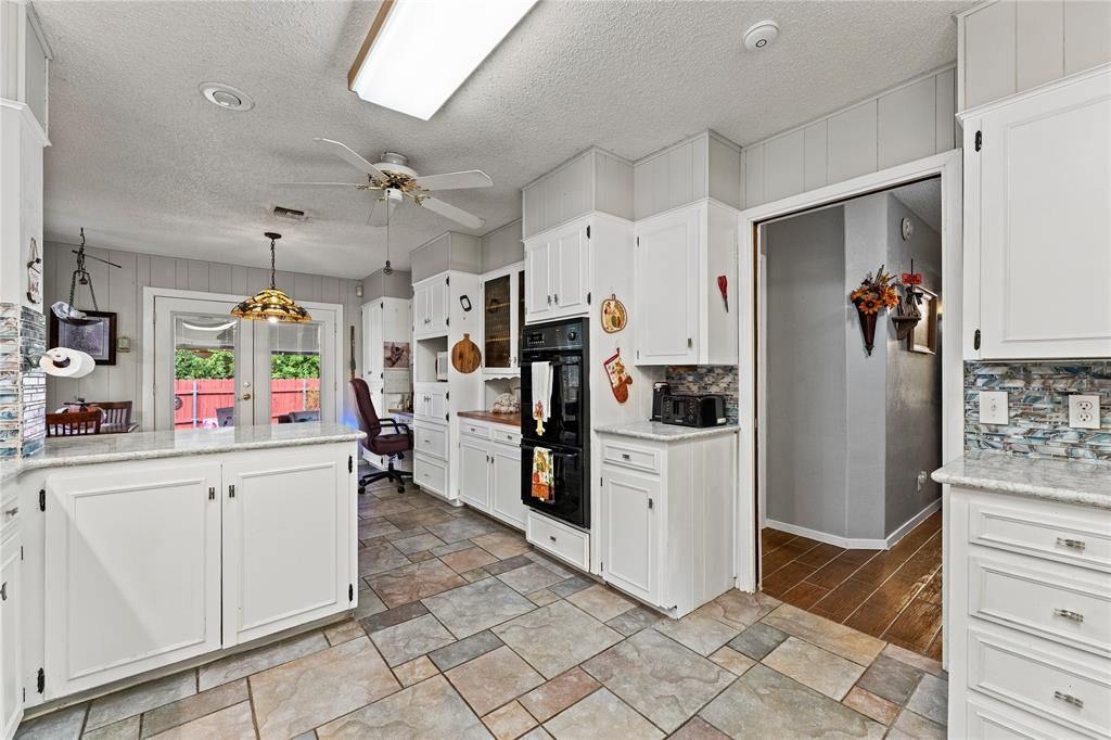 3802 Wendy Oaks Drive Property Photo 15
