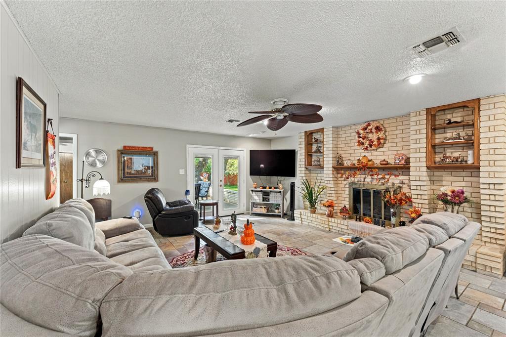 3802 Wendy Oaks Drive Property Photo 20