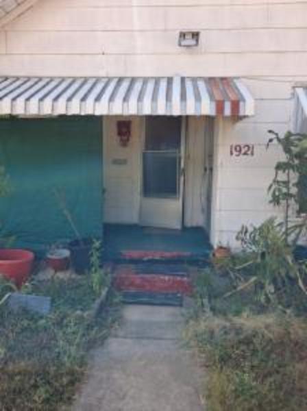 1921 S 22nd Street Property Photo 1