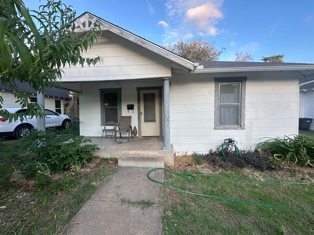 2118 Columbus Avenue Property Photo 1