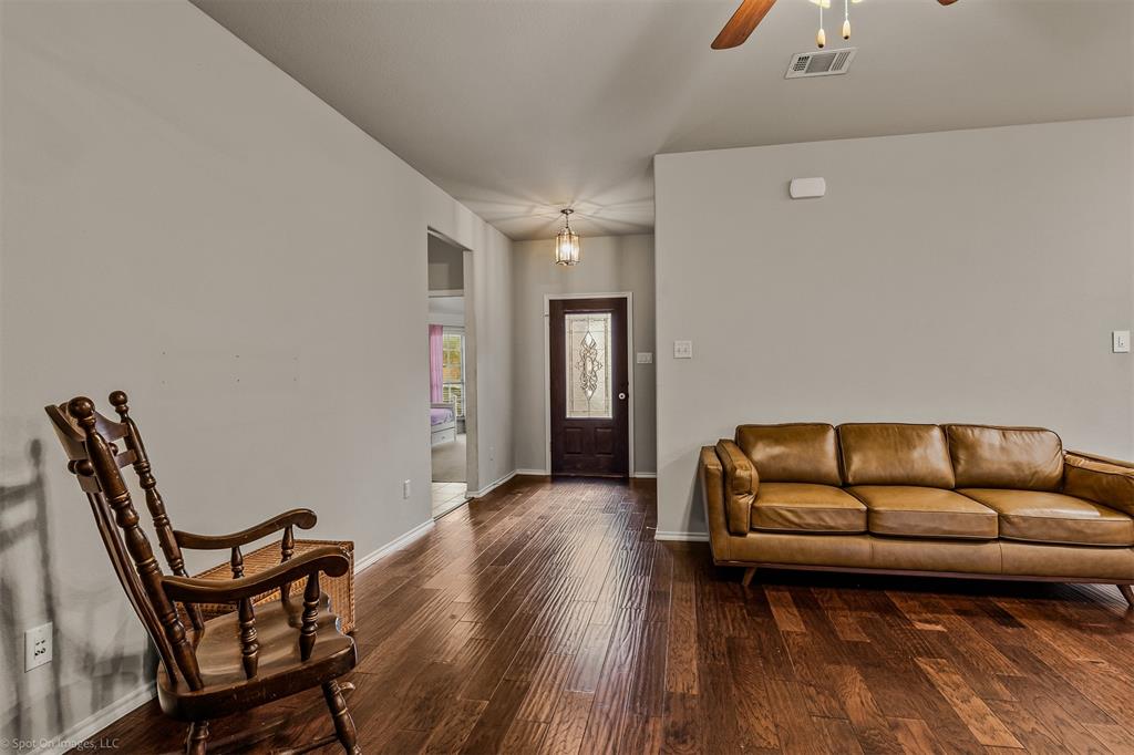 2018 Sterling Gate Drive Property Photo 11