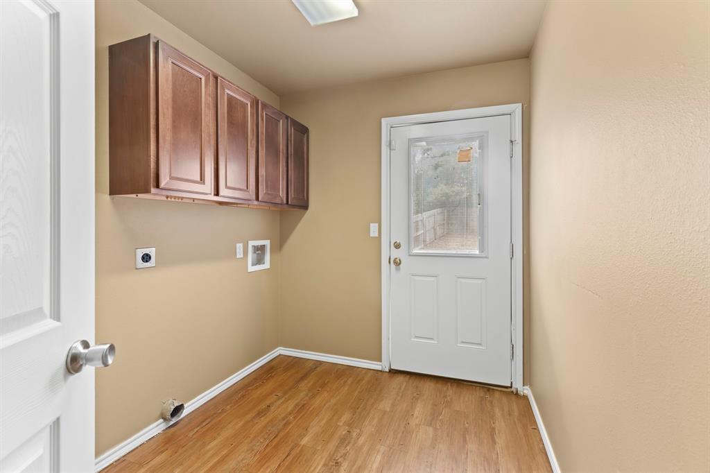 205 Lomond Avenue Property Photo 8