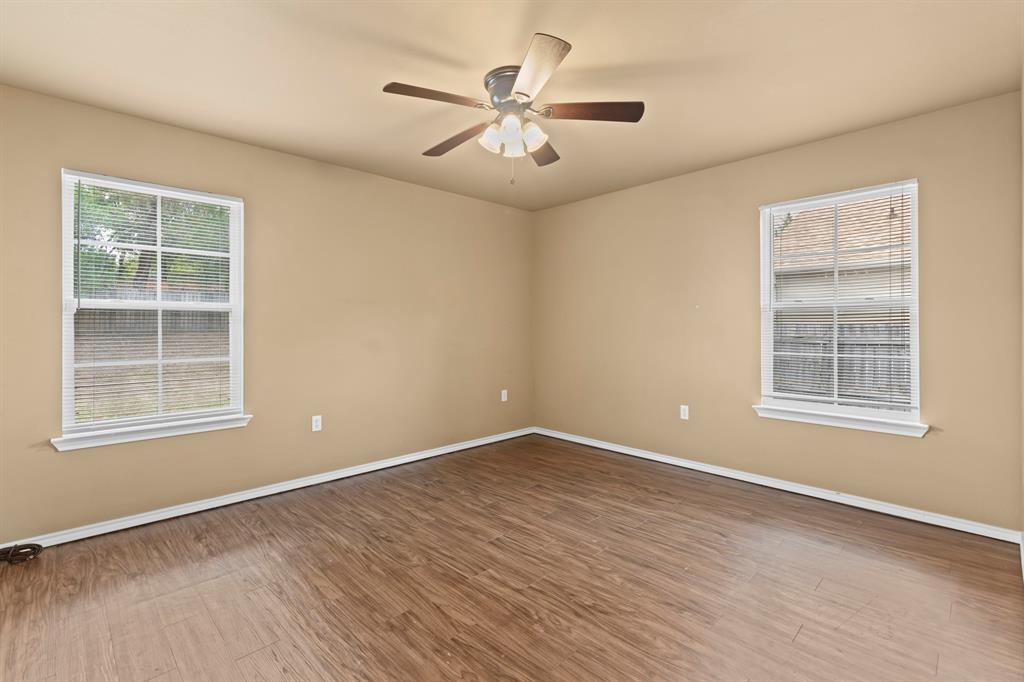 205 Lomond Avenue Property Photo 15