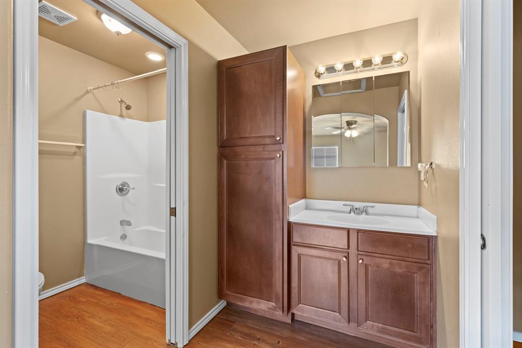 205 Lomond Avenue Property Photo 18