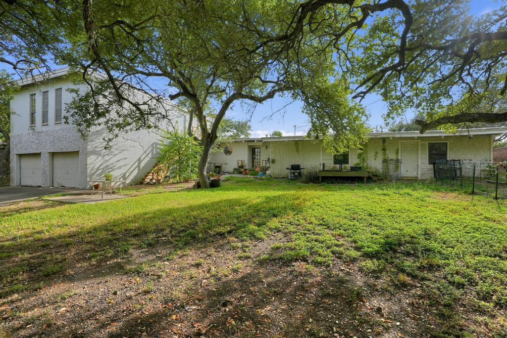 521 Oak Ridge Property Photo 1