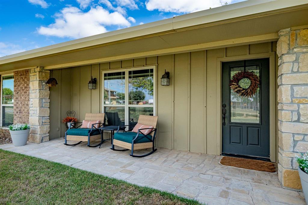 8261 N Us Highway 283 Property Photo 1